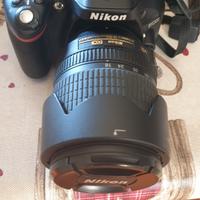 Reflex Nikon D5200 con obbiettivo 18-105 dx VR