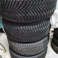 4 pneumatici antineve per SUV 275/50 R20