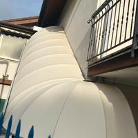 capottina proteggi scala con struttura in allumini