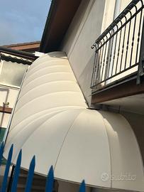 capottina proteggi scala con struttura in allumini