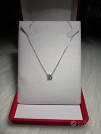 Puntoluce con diamante moissanite 0.8ct