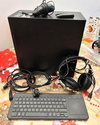 Set computer HP con tastiera, mouse e cuffie