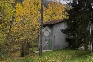 CASA SEMINDIPENDENTE A SOGLIANO AL RUBICONE