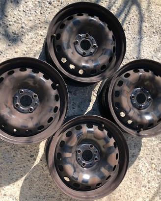 FIAT PANDA 4 CERCHIONI STANDARD 15"/185 + COPERCHI