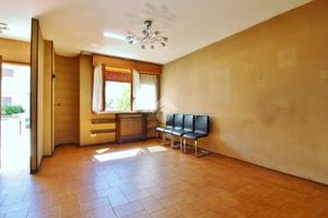 VILLA A SCHIERA A VOGHERA