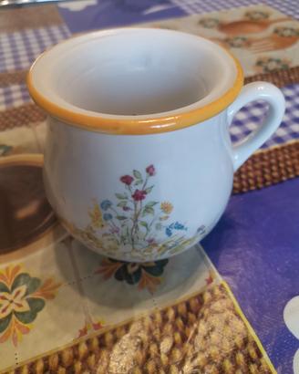 Tazza o tisaniera in fine porcellana  vintage  70