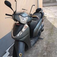 Honda SH 300 sport