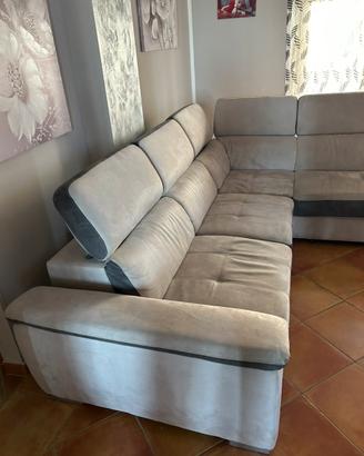 Divano angolare con chaise lounge grigio