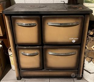 Cucina stufa a legna marca LA GERMANIA