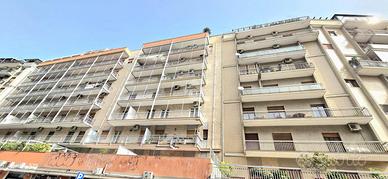 3 LOCALI A BARI
