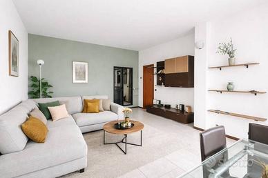 Appartamento di 90 m² con 3 locali e box auto a Se