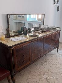 Credenza con specchio d’epoca