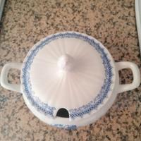 Zuppiera bianca azzurra ceramica Laveno