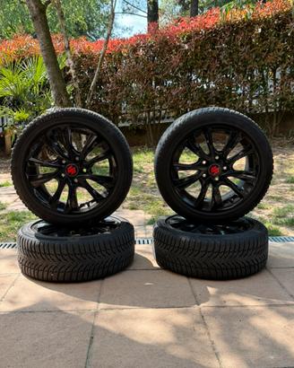 Cerchi in lega 16” OXXO + gomme invernali Kumho