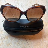 Occhiali da sole donna Vogue  graffi lente