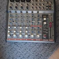 mixer 8 canali phonic con effetti