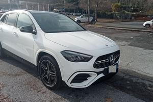 GLA 200 A d AMG line PREMIUM+Pack NUOVA Km 0