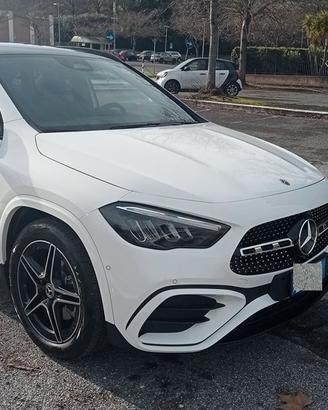 GLA 200 A d AMG line PREMIUM+Pack NUOVA Km 0