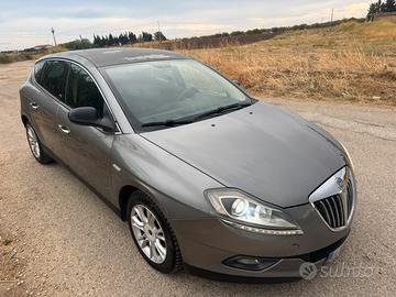 Lancia delta 1.6 multijet