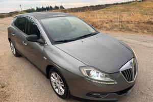 Lancia delta 1.6 multijet