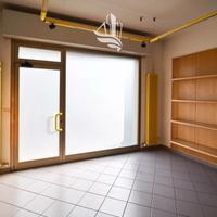 Accogliente locale commerciale in via Resia a Bolz