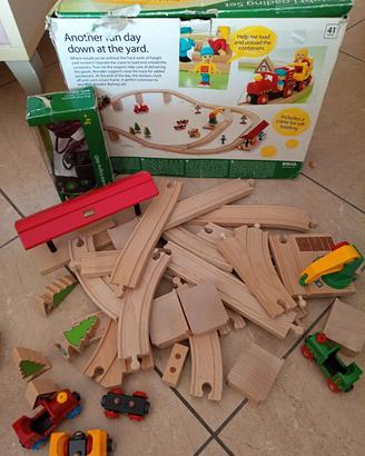 treno carico merci con macchina motore elettrica i