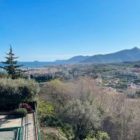 Trilocale vista mare a Pietra Ligure