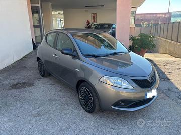 LANCIA Ypsilon 1.2 69CV 5p. S&S Gold