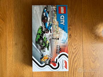 Lego City 60474 auto F1 con semaforo