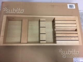 Portacoltelli in bambù