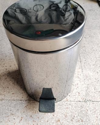 cestino per bagno 