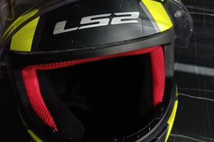Casco LS2