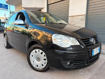 Volkswagen Polo 1.4/69CV TDI 5p. Sportline