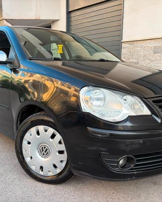 Volkswagen Polo 1.4/69CV TDI 5p. Sportline