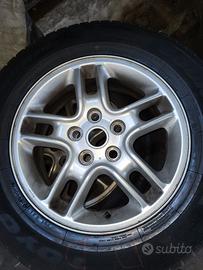   gomme invernali  e cerchi  23565/ R 17 /