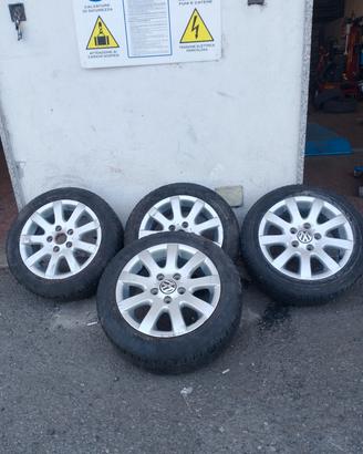cerchi compresi di gomma 185/55 R15 Volkswagen