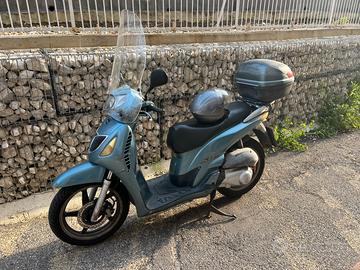 Honda SH150 del 2004