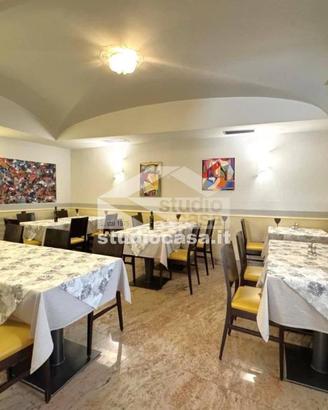 LIZZANELLA: STORICA PIZZERIA/RISTORANTE GIA' AVVIA