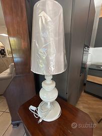 Lampada da tavolo