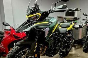 Benelli TRK 702 X -2024 KM 1 MOTO NUOVA TRIS BORSE