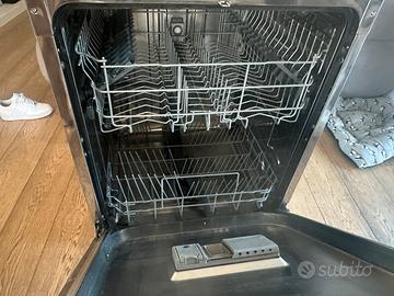 Lavastoviglie Candy 12 coperti