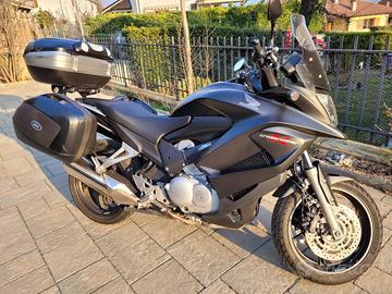 Honda Crossrunner 800 2014 PERFETTA + tris GIVI