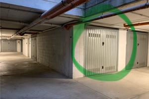 Garage 16 mq con cancello automatico
