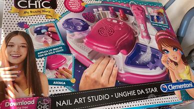 Nail art studio