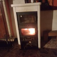  stufa a legna con forno Caminetti Montegrappa