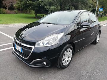 Peugeot 208 BlueHDi 75 cv 5 porte "NEOPATENTATI"