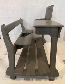 Banco scuola, scrittoio, tavolo in legno d’epoca.