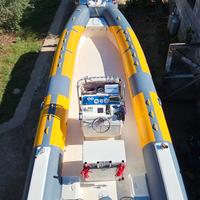 Gommone BWA diving 8 metri pesca gite famiglia sub