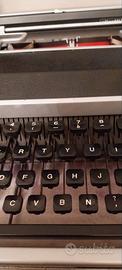 Macchina da scrivere vintage