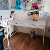 scrivania ikea